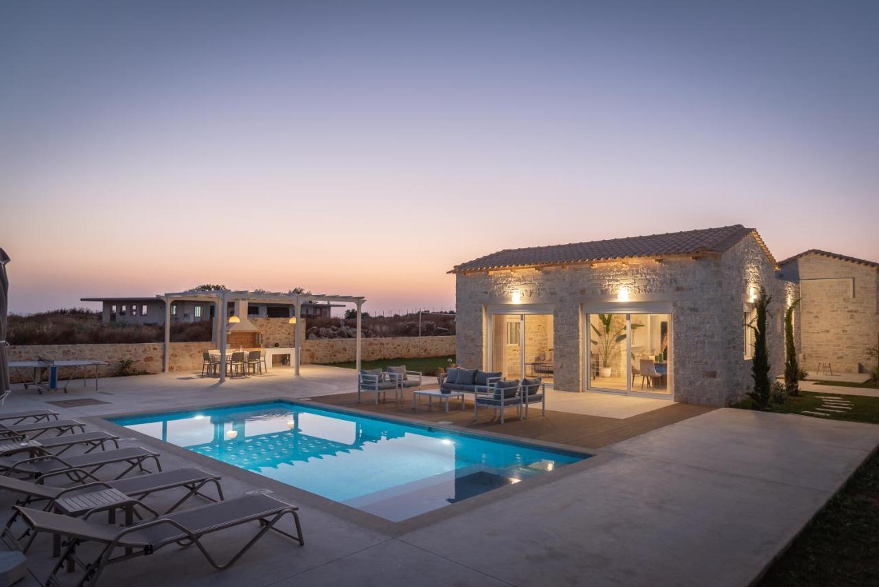 Evaero Villas I, Ii, Iii, IV - An Ever-So Inviting Escape, By Thinkvilla Sfakaki Luaran gambar