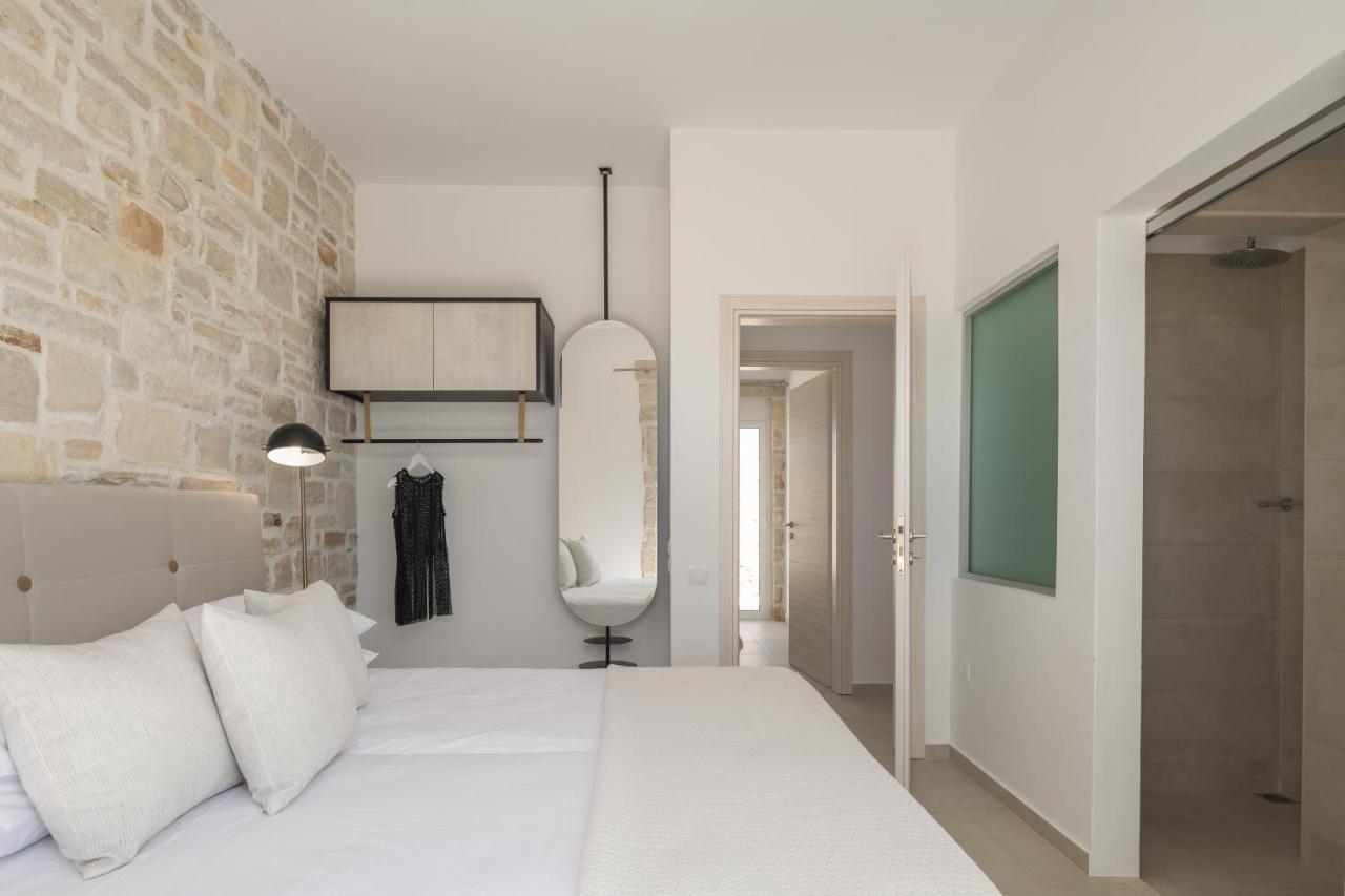 Evaero Villas I, Ii, Iii, IV - An Ever-So Inviting Escape, By Thinkvilla Sfakaki Luaran gambar
