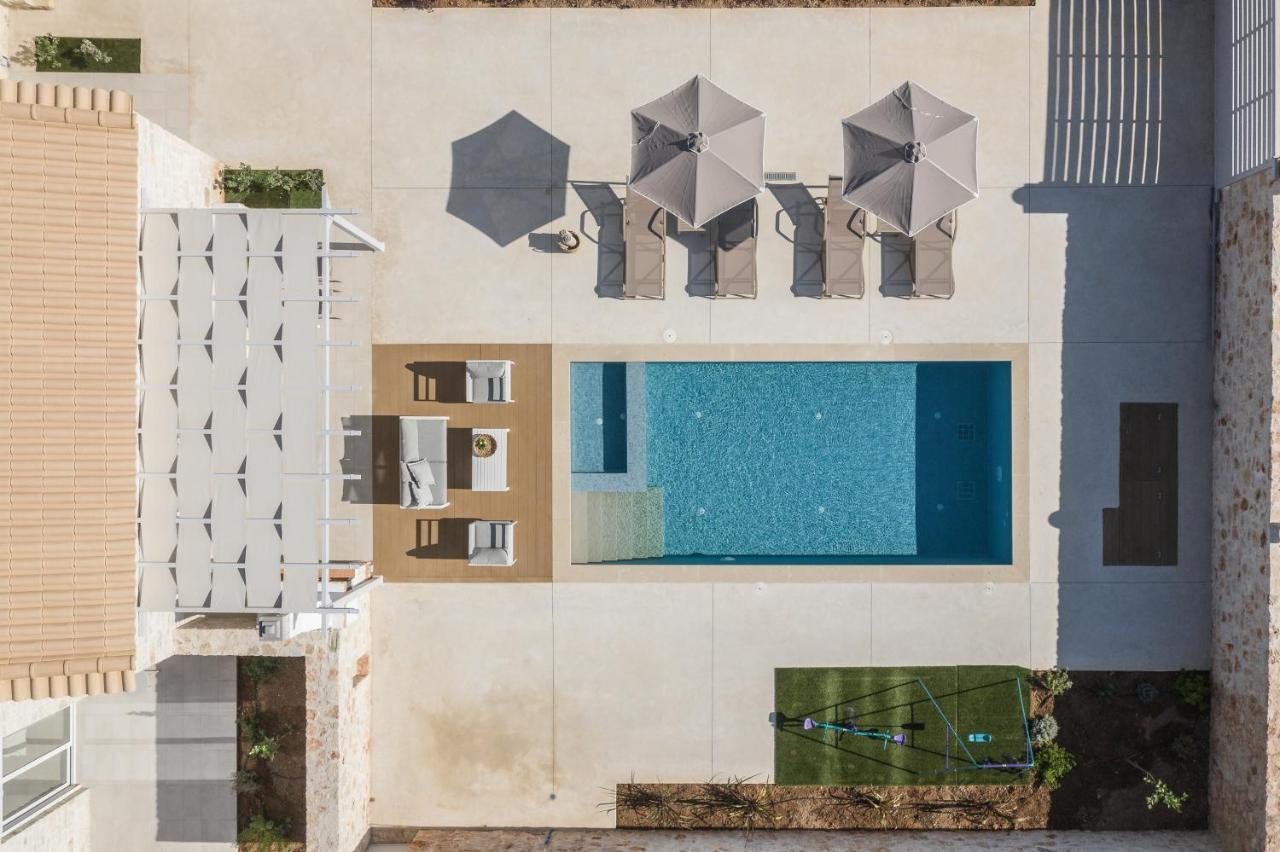 Evaero Villas I, Ii, Iii, IV - An Ever-So Inviting Escape, By Thinkvilla Sfakaki Luaran gambar